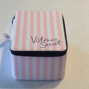 trousse-boite-victoria-secret