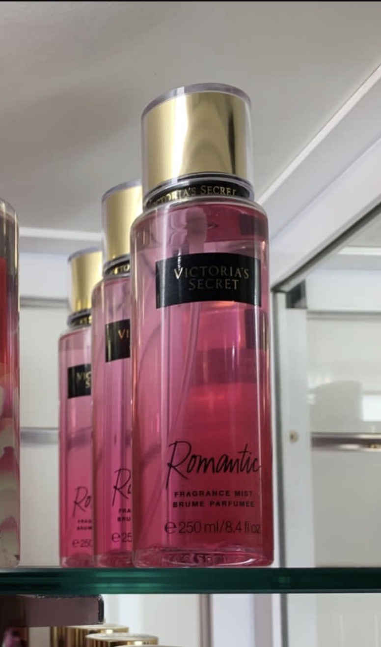 Brume Parfumée Romantic -A- Victoria’s Secret